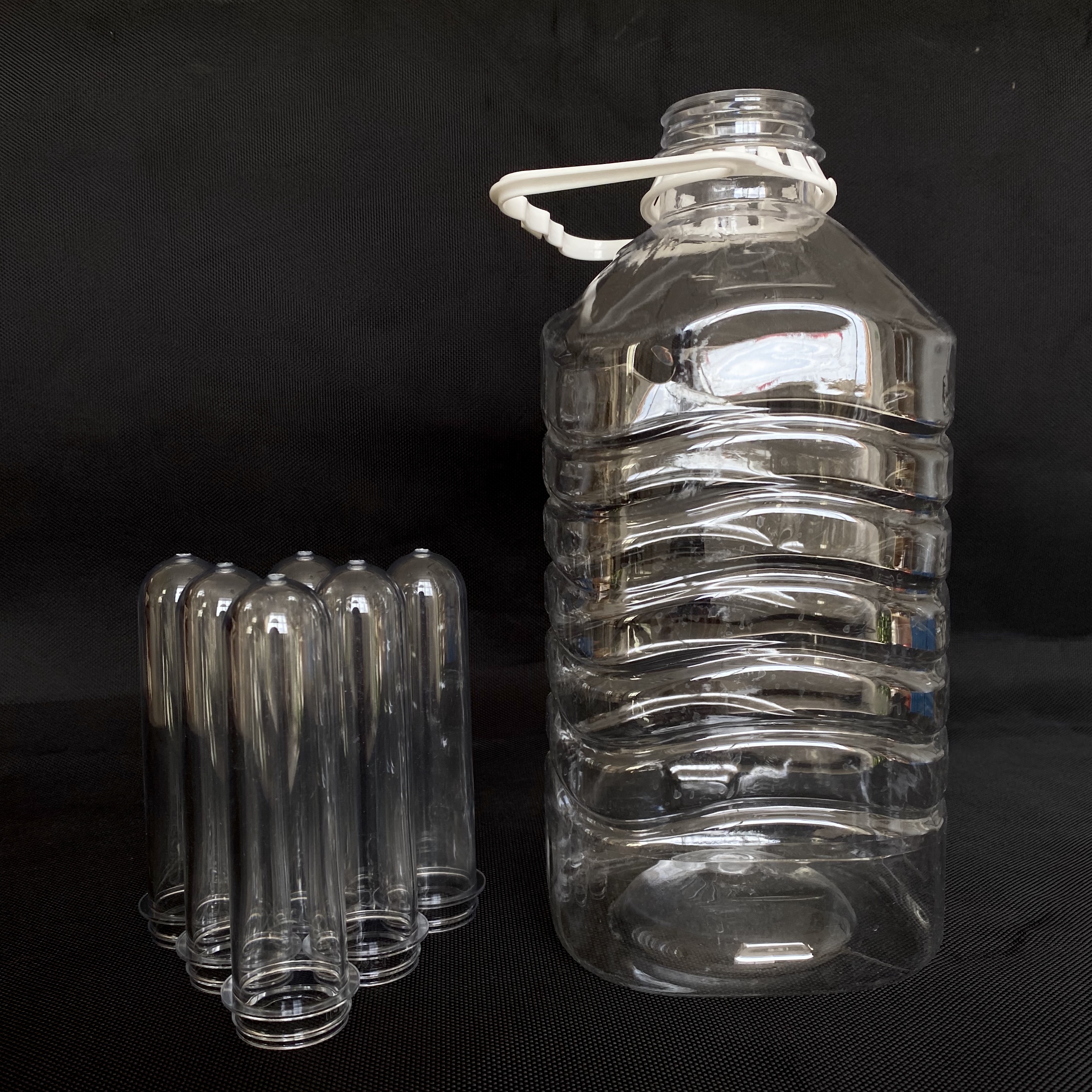 Transparent Cooking Oil Preform 120g Weight with Different Lids And Handles China Supplier Pet Preform for Edible Oil