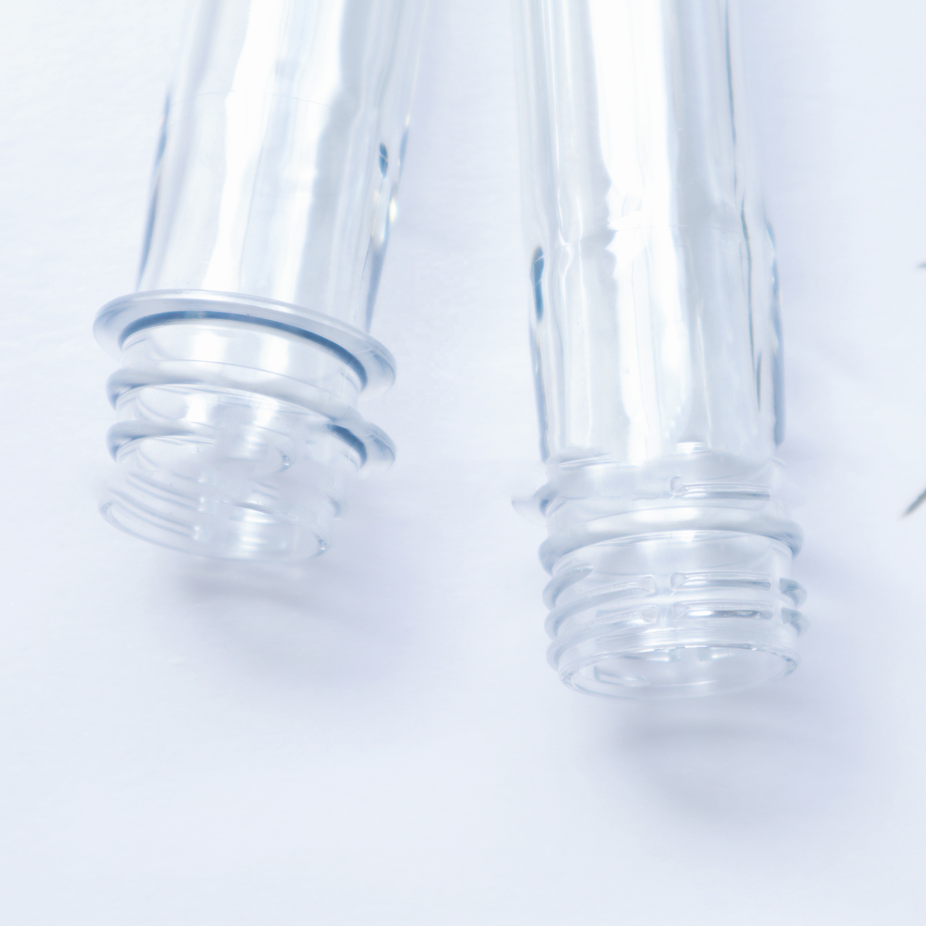China Suppliers Freely Sample Mineral Water Pet Bottle Pet Preform 38mm Neck
